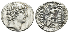 SELEUKID KINGS of SYRIA.Philip I Philadelphos (Circa 95-83 BC).Antioch on the Orontes.. Tetradrachm.

Obv : Diademed head right.

Rev : ΒΑΣΙΛΕΩΣ ΦΙΛΙΠ...