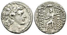 SELEUKID KINGS of SYRIA.Philip I Philadelphos (Circa 95-83 BC).Antioch on the Orontes.. Tetradrachm.

Obv : Diademed head right.

Rev : ΒΑΣΙΛΕΩΣ ΦΙΛΙΠ...