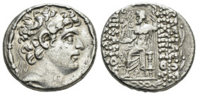 SELEUKID KINGS of SYRIA.Philip I Philadelphos (Circa 95-83 BC).Antioch on the Orontes.. Tetradrachm.

Obv : Diademed head right.

Rev : ΒΑΣΙΛΕΩΣ ΦΙΛΙΠ...