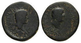 UNCERTAIN. Vespasian, with Titus.(as Caesar, 69-79).Ae.

Obv : ΑΥΤ ΚΑΙϹΑP OYЄCΠACΙΑΝΟϹ ϹЄ/B.
Laureate head of Vespasian to right.

Rev : ΤΙΤΟϹ ΚΑΙϹΑΡ ...