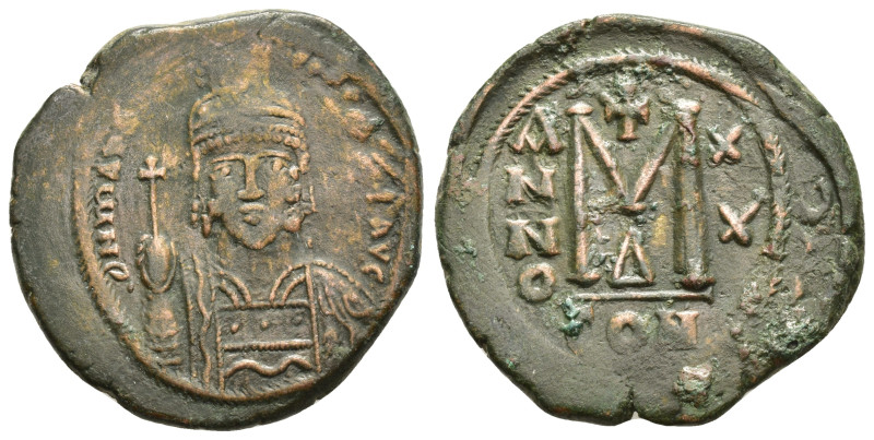 MAURICE TIBERIUS (582-602).Constantinople.Follis.

Obv : D N MAVRIC TIЬЄR P P AV...