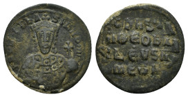 LEO VI.(886-912).Constantinople.Follis..

Obv : + LEOn bAS-ILEVS ROM.
Crowned bust of Leo facing, wearing chlamys, holding akakia in left hand.

Rev :...