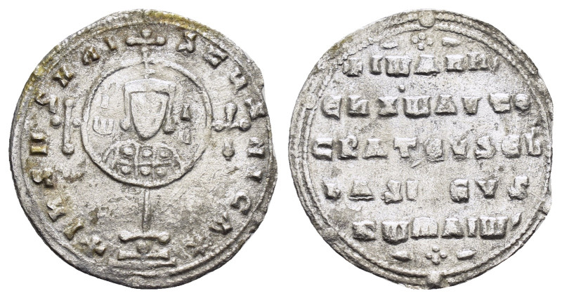 JOHN I TZIMISCES (969-976).Constantinople.Miliaresion.

Obv : + IҺSЧS XRISTЧS ҺI...