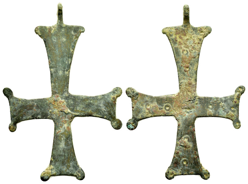 BYZANTINE EMPIRE.Bronze Cross.(8th-10th century).Ae.

Condition : Good very fine...