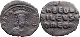 Constantine VII, Alone. Follis; Constantine VII, Alone; Constantinople, 945-950 AD, Follis, 5.53g. Berk-930, Sear-1761, DO-26.8. Obv: Facing bust of C...