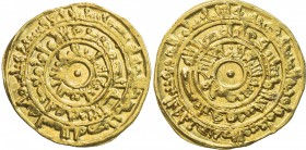 FATIMID: al-Mu'izz, 953-975, AV dinar (4.15g), Misr, AH364, A-697, Nicol-370, lovely VF-EF.