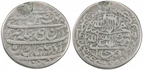 SAFAVID: Sulayman I, 1668-1694, AR 10 shahi (17.59g), Isfahan, AH1087, A-2658, a presentation type with the lengthy couplet of type D, mount removed a...