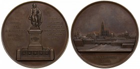 FRANCE: AE medal (88.90g), 1840, 59mm; J.B. KLEBER / GÉNÉRAL EN CHEF EN EGYPTE (1753-1800), statue of Kleber on pedestal, completed in 1840, signed by...