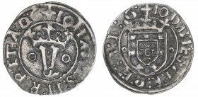 PORTUGAL: João II, 1481-1495, AR vintém (1.93g), Gomes-19.04, crowned monogram, circle either side // crowned arms, VF.
