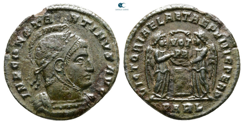 Constantine I the Great AD 306-337. Arelate (Arles)
Follis Æ

18 mm, 2,52 g
...