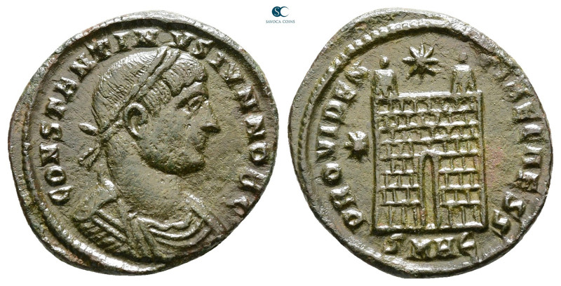 Constantine II, as Caesar AD 317-337. Heraclea
Follis Æ

20 mm, 2,98 g


...