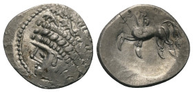 Ostkelten. Noricum. Ostnoricum.

 Tetradrachme (Silber).
Typ Samobor / A.

Vs: Stilisierter Kopf mit Lorbeerkranz links.
Rs: Stilisiertes Pferd ...