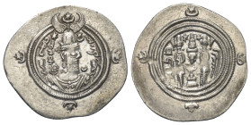 Sasanidisches Königreich. Khusro II. (590 - 628 n. Chr.).

 Drachme (Silber). 592 / 593 n. Chr. (Jahr 3). BYS = Bisapur.
Vs: Drapierte Büste mit Kr...