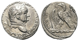 Seleukis und Pierien. Antiochia am Orontes. Vespasianus (69 - 79 n. Chr.).

 Tetradrachme (Silber). Jahr nicht lesbar.
Vs: Kopf des Vespasianus mit...