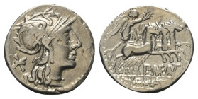P. Maenius Antiaticus.

 Denar (Silber). 132 v. Chr. Roma.
Vs: Kopf der Roma mit geflügeltem Greifenkopfhelm rechts, im Feld links Wertzeichen.
Rs...