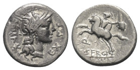 M. Sergius Silus.

 Denar (Silber). 116 oder 115 v. Chr. Rom.
Vs: ROMA EX S C. Kopf der Roma mit geflügeltem Greifenkopfhelm rechts, dahinter Wertz...