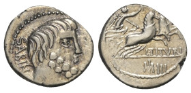 L. Titurius Sabinus.

 Denar (Silber). 89 v. Chr. Rom.
Vs: SABIN. Bärtiger Kopf des Königs Tatius rechts.
Rs: L TITVRI. Victoria mit Kranz in Biga...