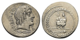 Mn. Fonteius.

 Denar (Silber). 85 v. Chr. Rom.
Vs: MN FONTEI C F. Kopf des Apollo mit Lorbeerkranz rechts, darunter Blitzbündel.
Rs: Cupido auf Z...