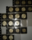 Mexiko: Münzblätter mit 18 Münzen aus Mexiko, überwiegend Silbermünzen der 50er Jahre, 8 Silbermünzen aus Südafrika und eine Crown auf die Queen Mothe...