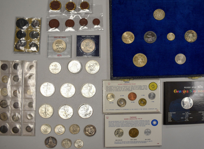 Alle Welt: Schachtel mit 6 x 1 OZ Silver Eagle, Schatulle mit 7 Münzen der Olymp...