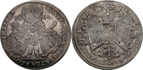 Altdeutschland und RDR bis 1800: Nürnberg: Taler 1632 mit Titel Ferdinand. Geflügelter Genius mit Lorbeer- und Palmzweig, um Ihn drei Stadtwappen, obe...