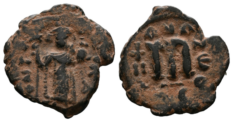 Arab Byzantine Coins,

Reference:

Condition: Very Fine

Weight: 3,94 gr....