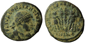 Constantinus I. (306-337 AD). Æ Follis. (18mm, 2,41g) Nicomedia. Obv: CONSTANTINVS MAX AVG. pearl-diademed bust of Constantinus I. right. Rev: GLORIA ...