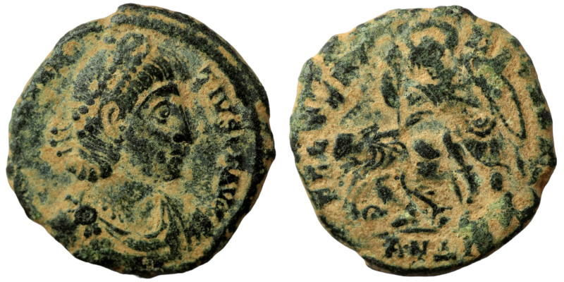 Constantinus II. (351-354 AD). Follis. (17mm, 2,62g) Antioch. Obv: D N CONSTANTI...