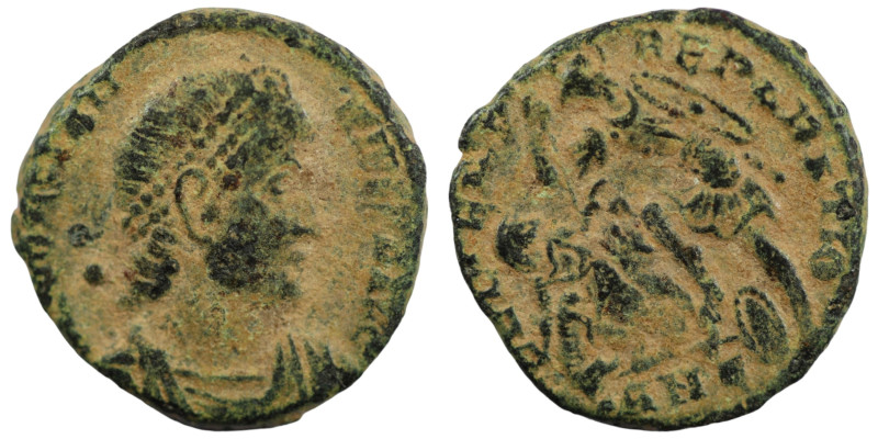 Constantinus II. (351-354 AD). Follis. (16mm, 2,33g) Antioch. Obv: D N CONSTANTI...