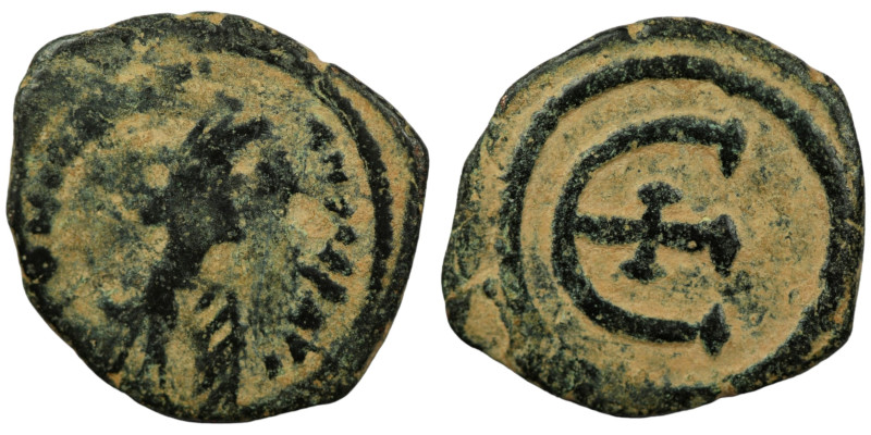 Justinian I. (527-565 AD). Æ Pentanummium. (18mm, 2,07g) Antioch. Obv: diademed ...