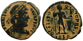 Valentinian I. (364-367 AD). Follis. (17mm, 1,42g) Thessalonica. Obv: DN VALENTINIANVS PF AVG. diademed bust of Valentinian right. Rev: RESTITVTOR REI...