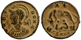 Constantinus I. (306-337 AD). Æ Follis. (17mm, 2,30g) Heraclea. Obv: VRBS ROMA. helmeted bust of Constantinus I. left. Rev: Romulus and Remus.