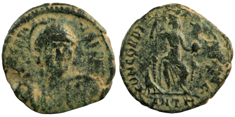 Arcadius. (401-403 AD). Follis. (17mm, 2,23g) Antioch. Obv: DN ARCADIVS PF AVG. ...