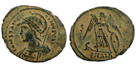Constantinus I. (334-335 AD). Follis. (19mm, 1,49g) Antioch. Obv: CONSTANTINOPOLIS. helmeted bust of Constantinopolis holding scepter left. Rev: Victo...