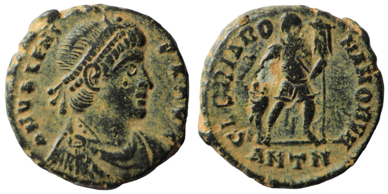 Valens. (364-367 AD). Æ Follis. (17mm, 3,15g) Antioch. Obv: D N VALENS P F AVG. ...