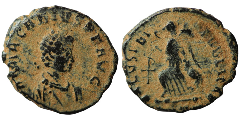 Arcadius. (392-395 AD). Æ Follis. (14mm, 1,06g) Obv: DN ARCADIVS PF AVG. pearl-d...