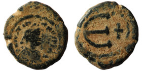 Justinian I. (527-565 AD). Æ Pentanummium. (16mm, 3,10g) Antioch. Obv: diademed bust Justinian I. right. Rev: E.