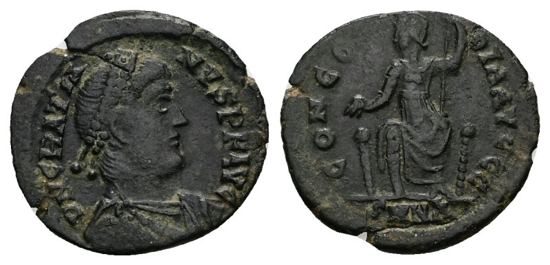 Gratian, AD 367-383. AE. 2.06 g. 18.97 mm. Nicomedia.