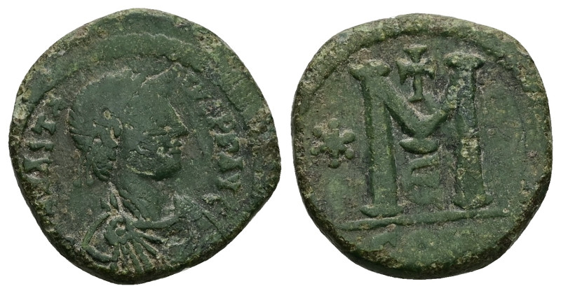 Anastasius I, AD 491-518. AE, Follis. 8.63 g. 23.46 mm. Constantinople.