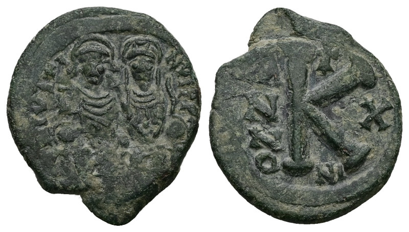 Justin II and Sophia, AD 565-578. AE, Half Follis. 5.46 g. 24.45 mm. Nicomedia.