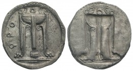 Bruttium, Kroton, c. 530-500 BC. AR Stater (29mm, 9.02g, 12h). Tripod, legs terminating in lion's feet, serpents rising from bowl. R/ Incuse tripod as...