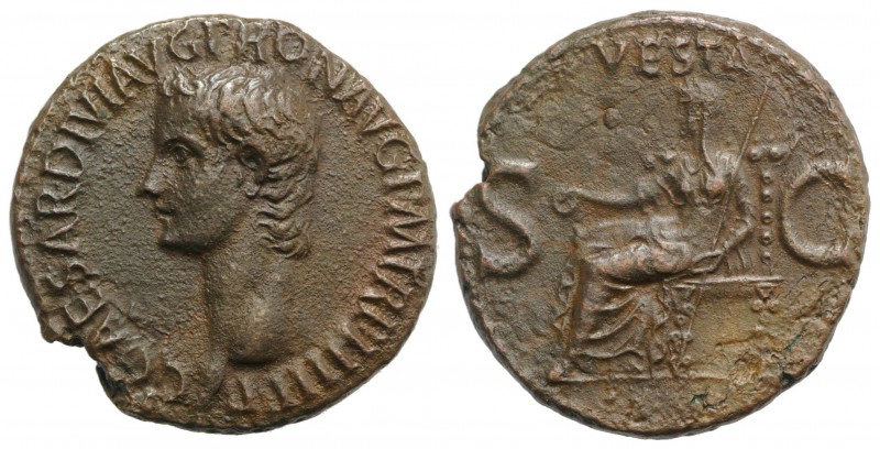 Gaius (Caligula, 37-41). Æ As (28mm, 10.71g, 6h). Rome, 40-1. Bare head l. R/ Ve...