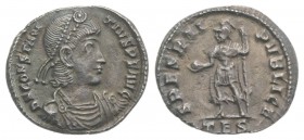 Constantius II (337-361). AR Siliqua (18mm, 2.16g, 6h). Thessalonica, 355-361. Pearl-diademed, draped and cuirassed bust r. R/ Constantius II, helmete...