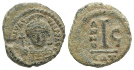 Maurice Tiberius (582-602). Æ 10 Nummi (15mm, 3.45g, 6h). Catania, year 6 (587/8). Crowned and cuirassed facing bust, holding globus cruciger and shie...