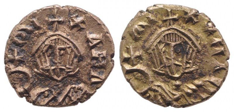 Michael III (842-867). AV Semissis (12mm, 1.31g, 6h). Syracuse. Crowned facing b...