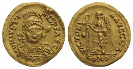 Ostrogoths, Athalaric (526-534). AV Solidus (20mm, 4.44g, 6h). Rome, in the name of Justinian I. Helmeted, diademed and cuirassed bust facing slightly...
