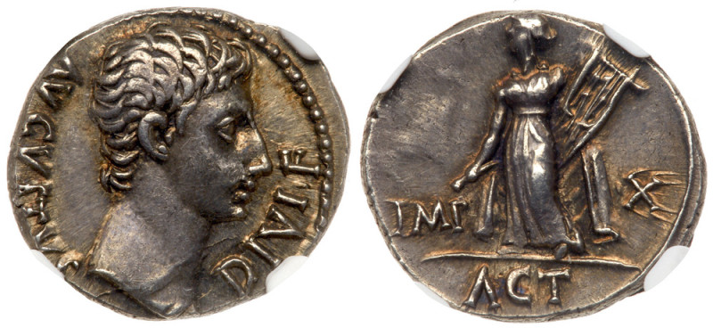 Augustus. Silver Denarius (3.88 g), 27 BC-AD 14

Augustus. Silver Denarius (3....