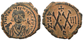 Maurice Tiberius, 582-602. Half Follis (bronze, 5.81 g, 23 mm), Theoupolis (Antioch). Crowned facing bust of Maurice Tiberius, wearing crown surmounte...
