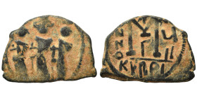 Heraclius, with Martina and Heraclius Constantine, 610-641. Follis (bronze, 4.87 g, 25 mm), Arab byzantine, imitating Cyprus mint. Martina, Heraclius,...