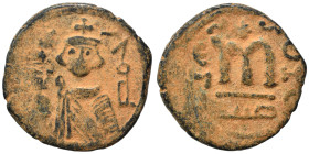 Arab Byzantine. Umayyad Caliphate. temp. Mu'awiya I ibn Abi Sufyan, AH 41-60 / 661-680 AD. Fals (bronze, 3.08 g, 29 mm), Hims. Imperial bust facing, w...